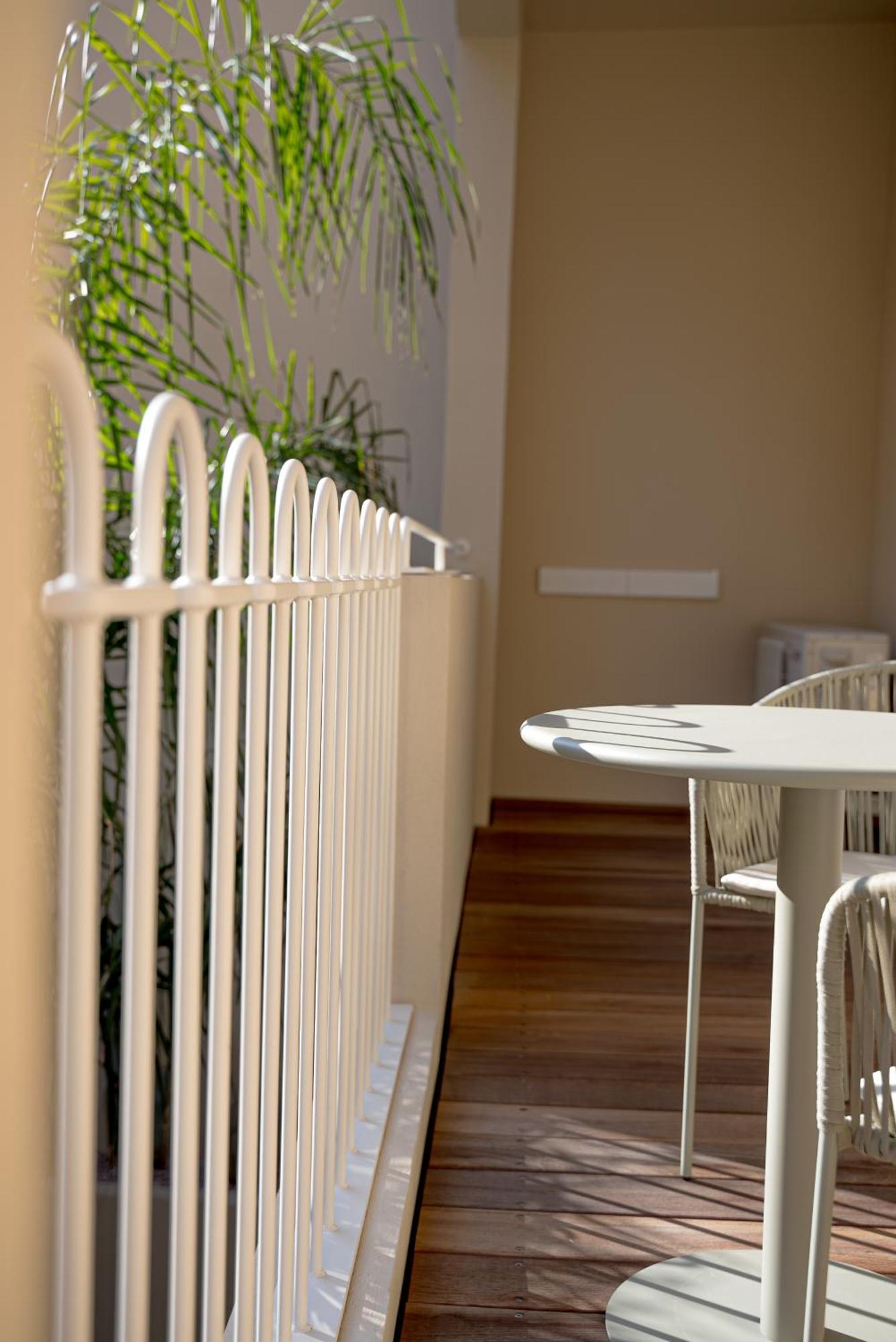 Studios Raffines Avec Terrasses - Plages, Ville Et Gare A Pied - Maison Raphael Saint-Raphael  Luaran gambar