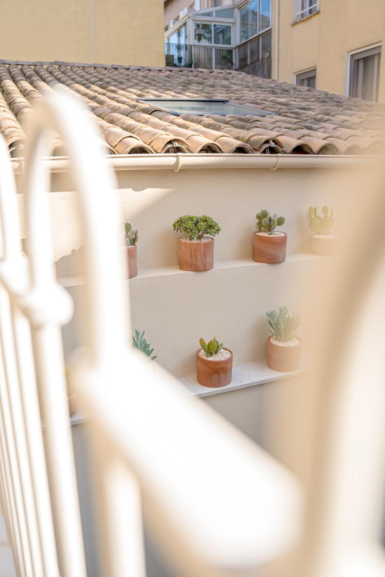 Studios Raffines Avec Terrasses - Plages, Ville Et Gare A Pied - Maison Raphael Saint-Raphael  Luaran gambar